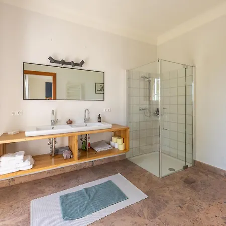 Luxus Mit Grossem Pool Alleinlage Naehe Graz Willa