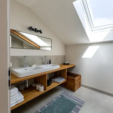 Willa Luxus Mit Grossem Pool Alleinlage Naehe Graz Erbersdorf