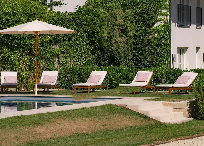 Luxus Mit Grossem Pool Alleinlage Naehe Graz Erbersdorf